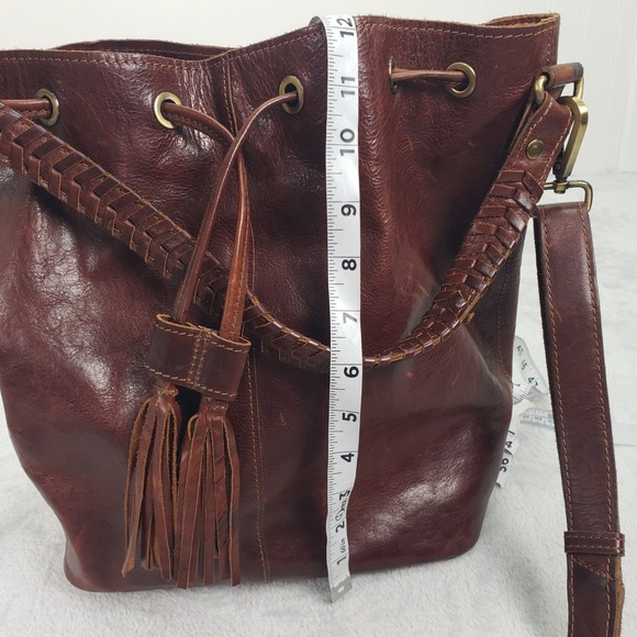 Sorpresa Leather Bucket Bag Drawstring Tassel Shoulder Bag Tote Brown Fringe - Picture 12 of 16